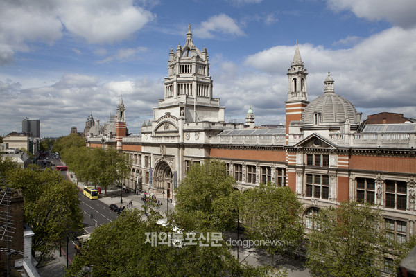 영국 런던 빅토리아앤드앨버트 박물관의 한국 전시실 (주영국한국문화원)