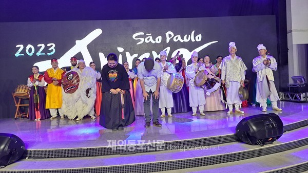 지난 6월 12일 저녁 브라질 상파울루 봉헤찌로 한인타운 성 김대건 한인성당에서 열린 ‘2023 상파울루 아리랑’ 공연 모습 (사진 브라질 좋은아침)