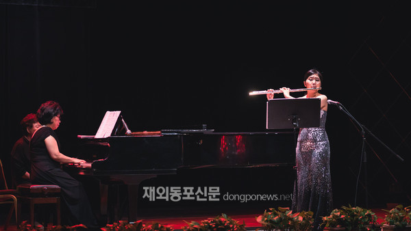 주이집트한국문화원은 2월 17일 카이로 오페라하우스에서 한국의 서양 클래식 음악을 선보이는 ‘피아노&플룻’ 협연 공연을 개최했다. (사진 주이집트한국문화원)